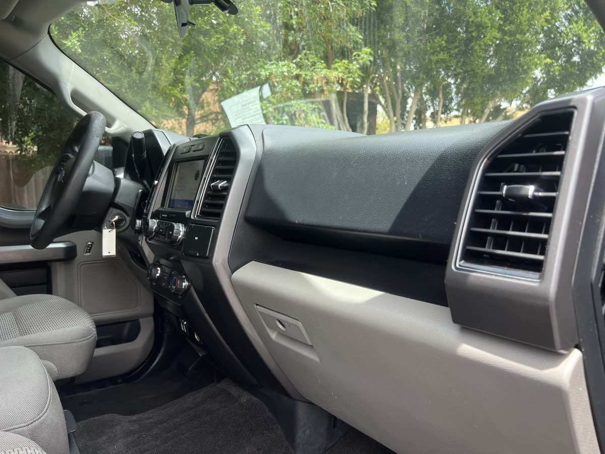 2020 Ford F-150 XLT photo 31
