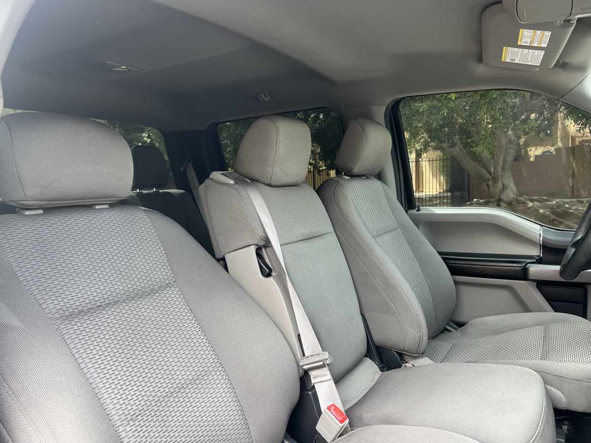 2020 Ford F-150 XLT photo 32