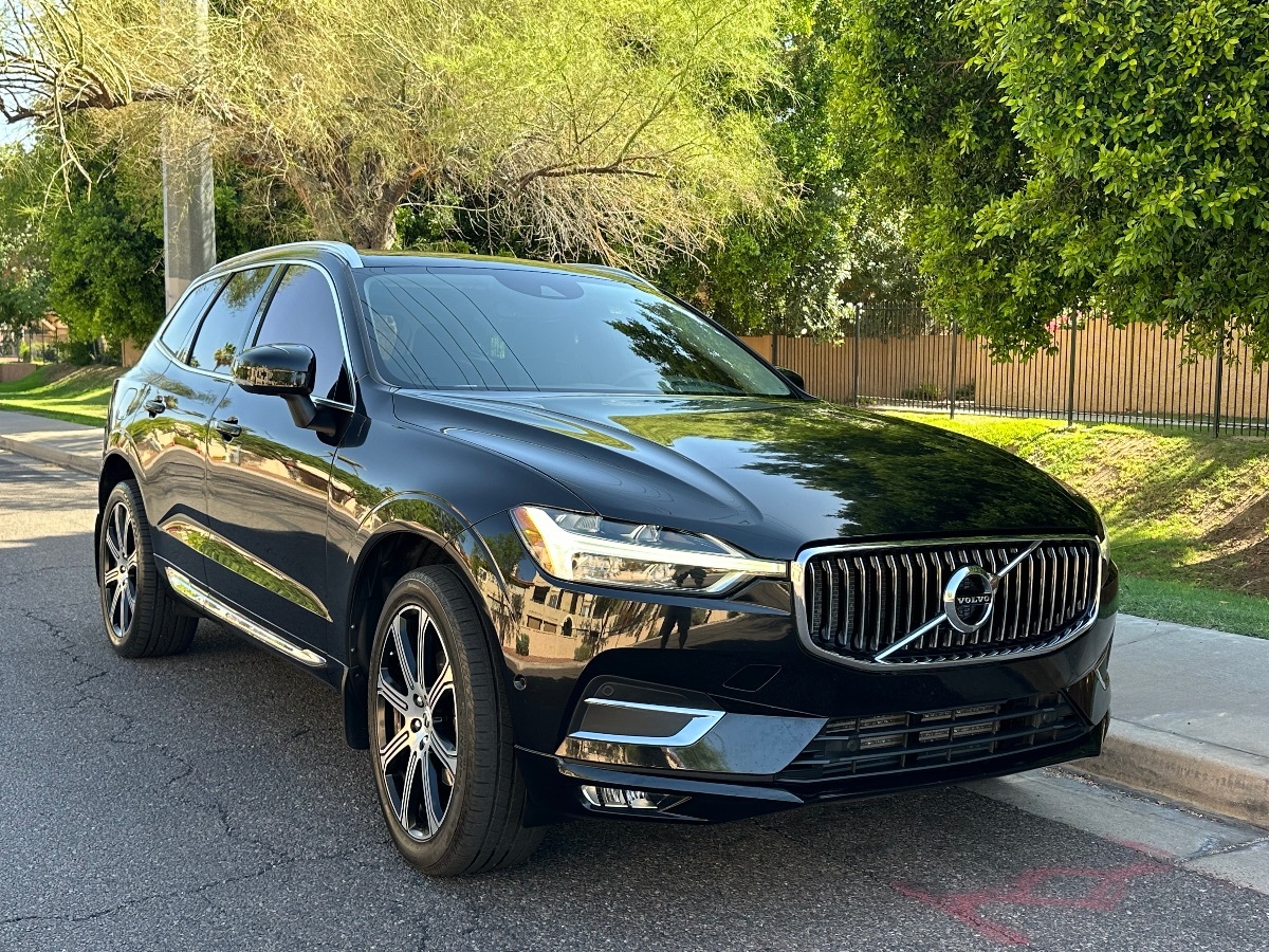 2018 Volvo XC60 T5 Inscription photo 2