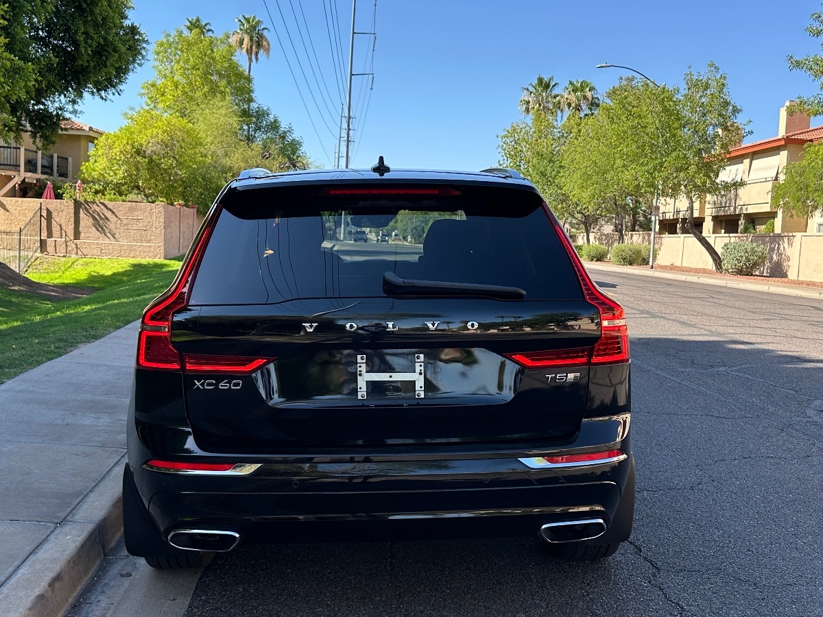 2018 Volvo XC60 T5 Inscription photo 9