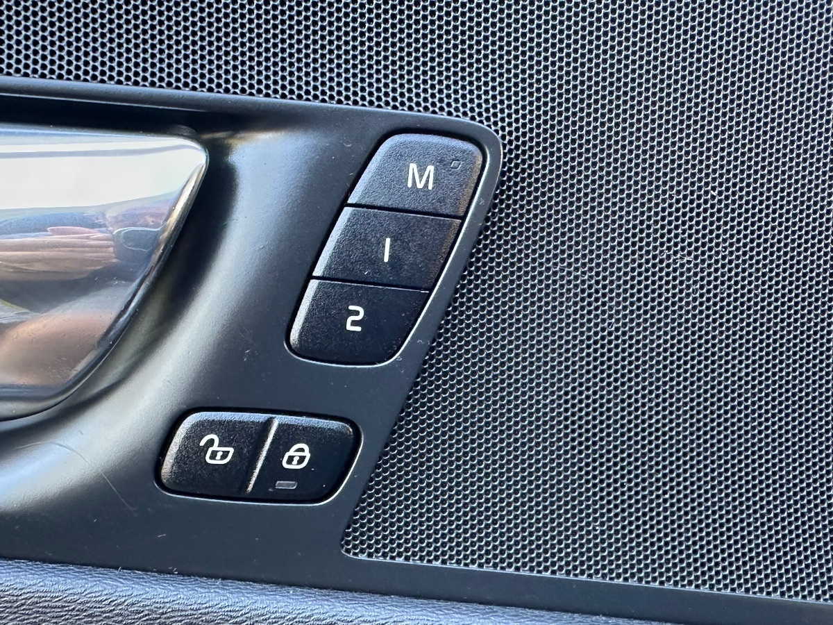 2018 Volvo XC60 T5 Inscription photo 21