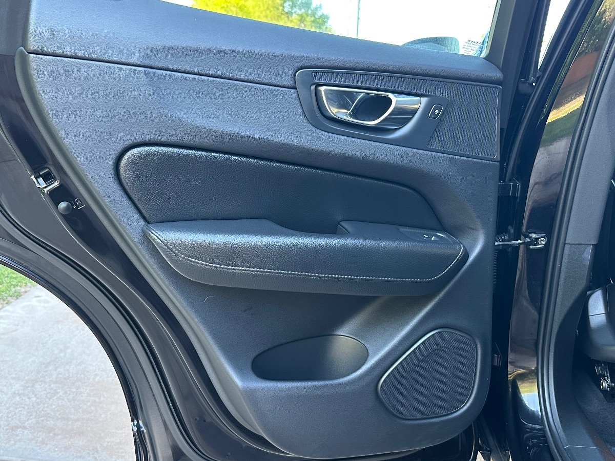 2018 Volvo XC60 T5 Inscription photo 39