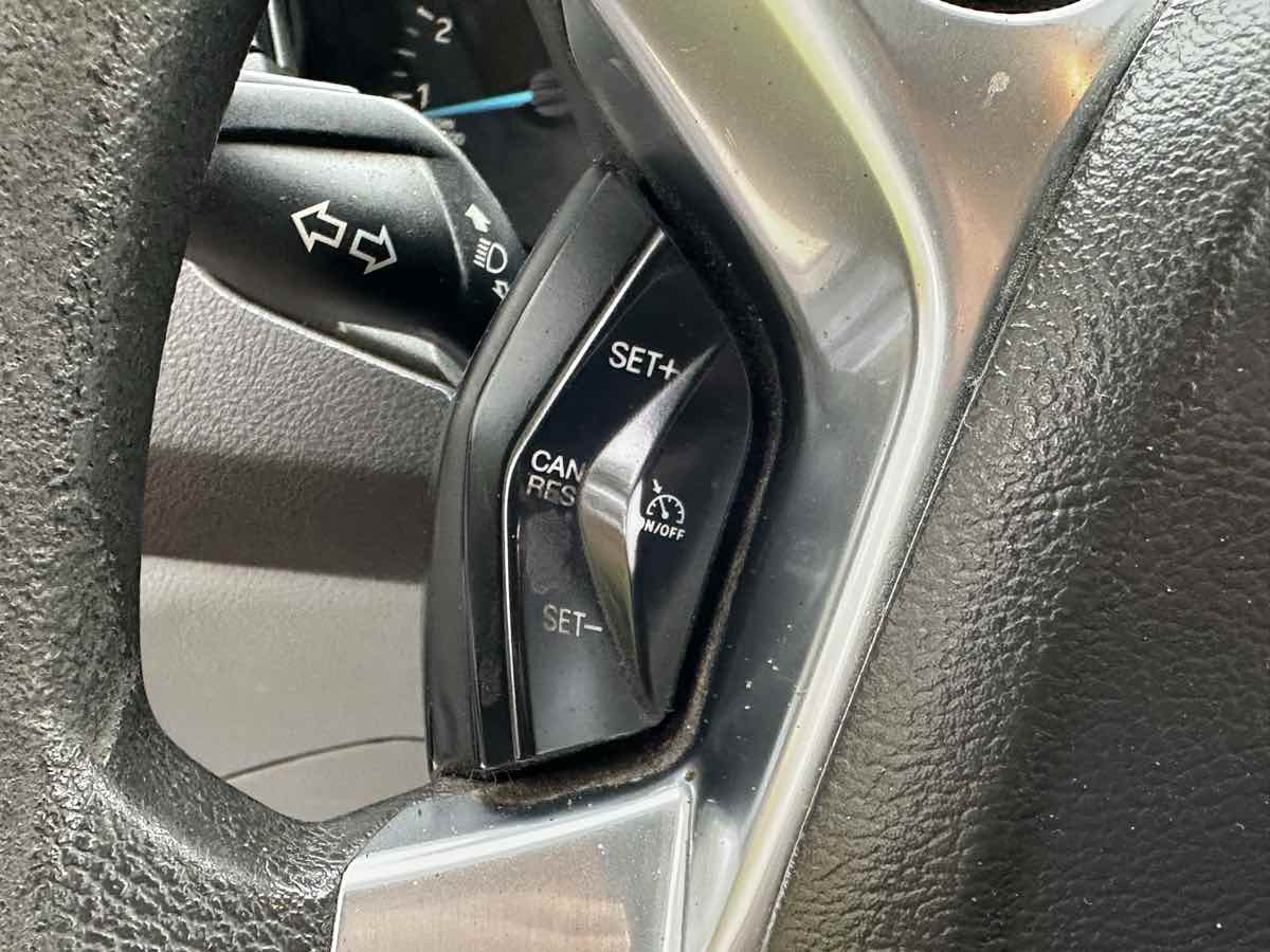 2019 Ford Transit Cutaway photo 26