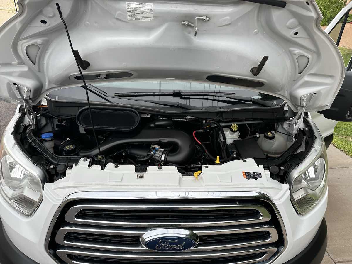 2019 Ford Transit Cutaway photo 38