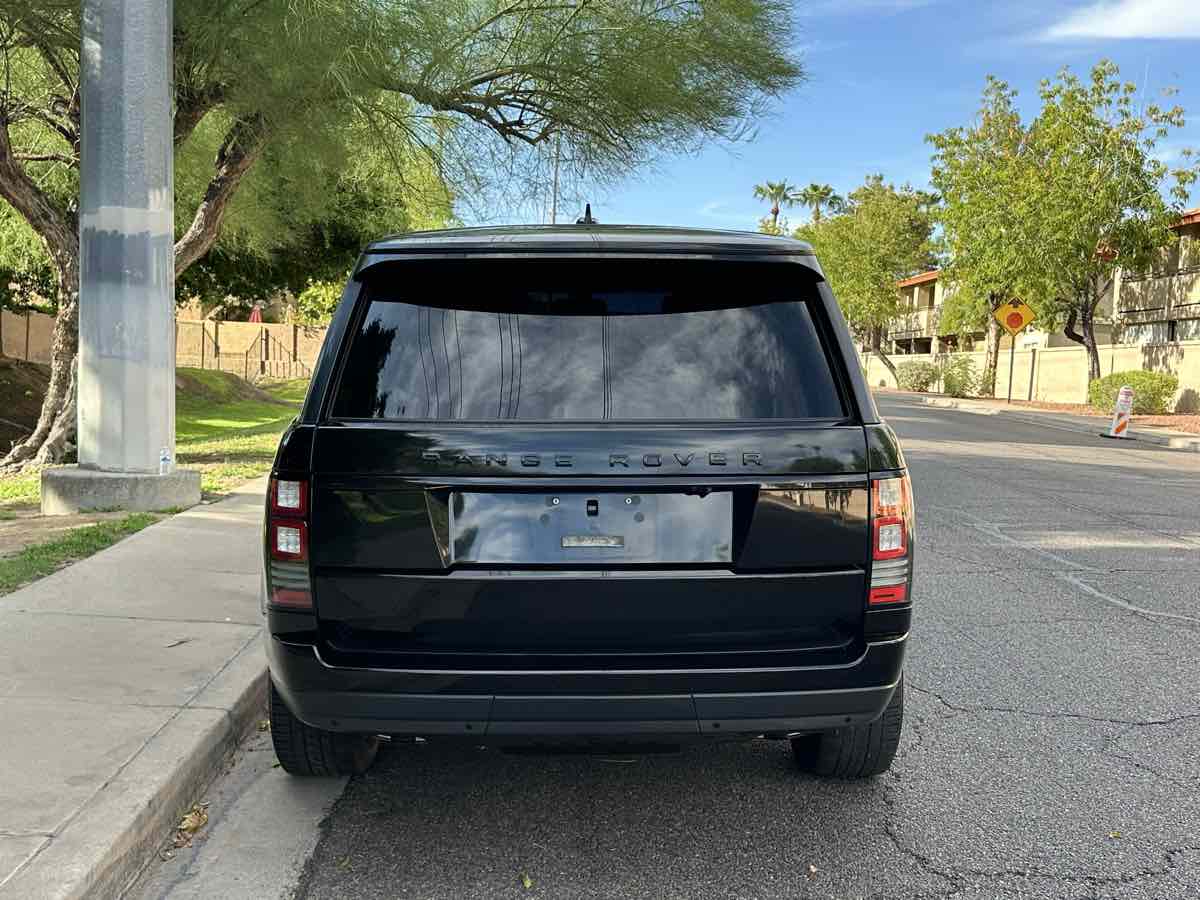 2016 Land Rover Range Rover HSE photo 3
