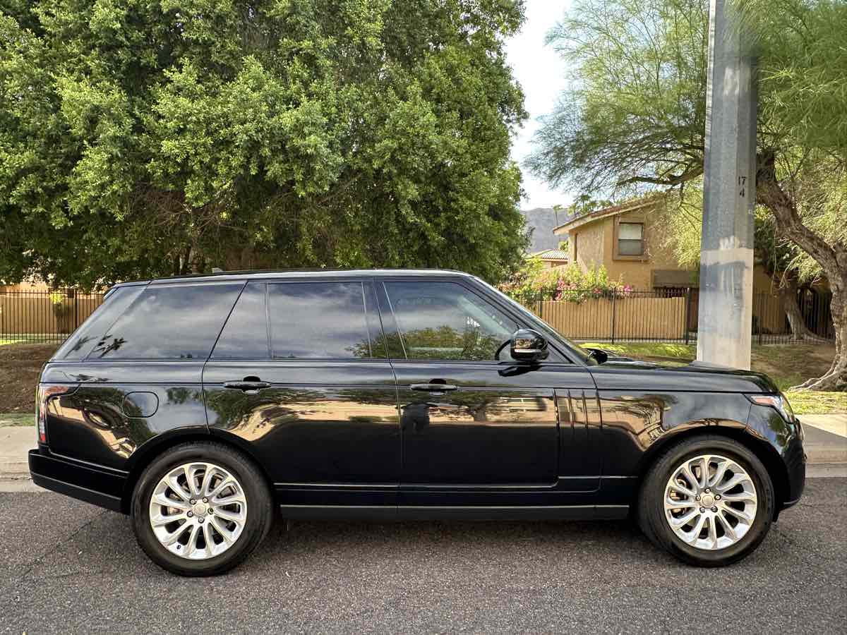 2016 Land Rover Range Rover HSE photo 5