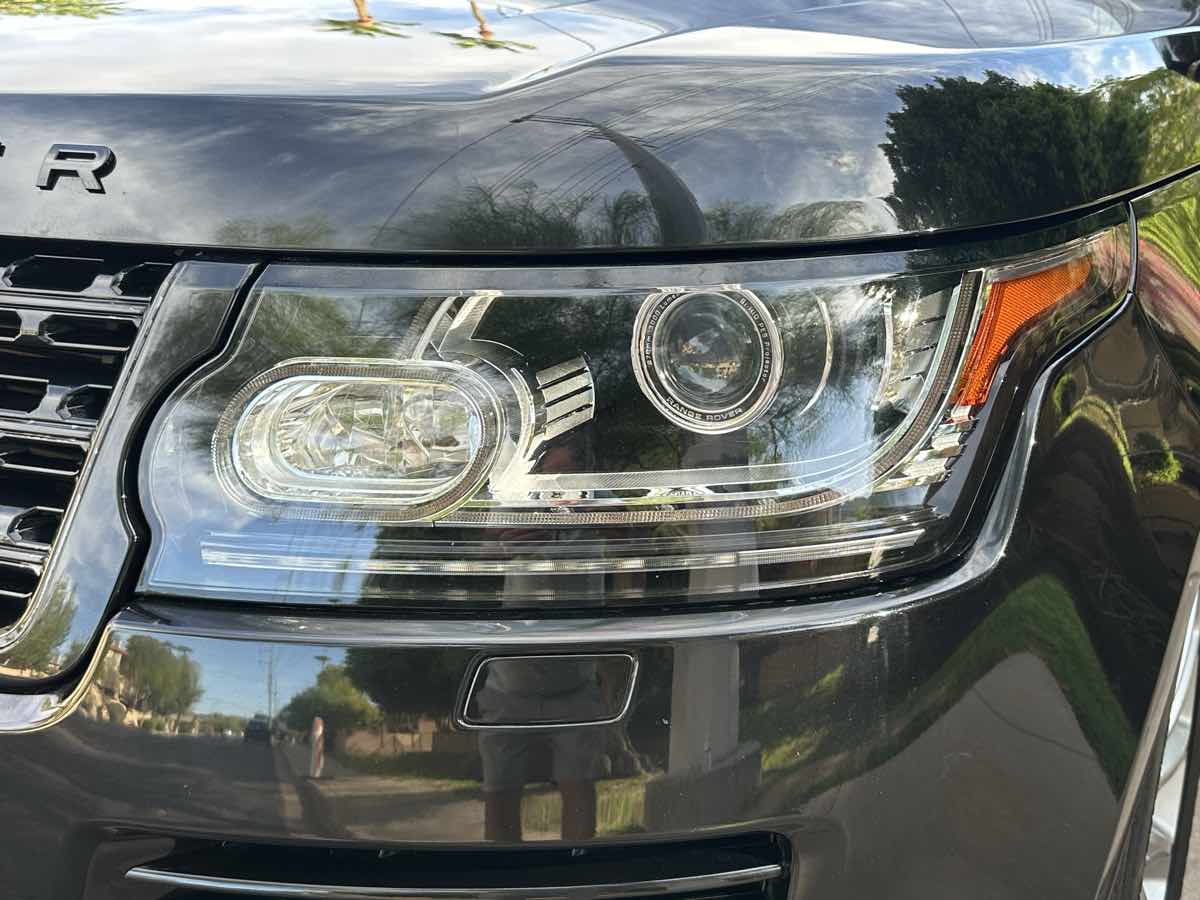 2016 Land Rover Range Rover HSE photo 46