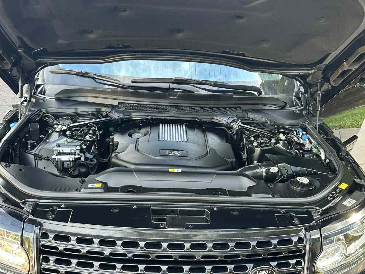 2016 Land Rover Range Rover HSE photo 54