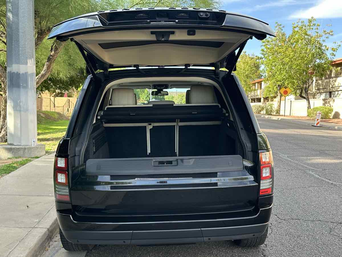 2016 Land Rover Range Rover HSE photo 6