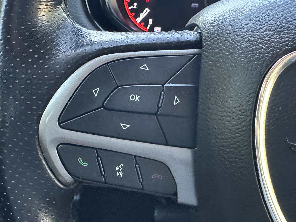 2021 Dodge Durango SXT photo 22