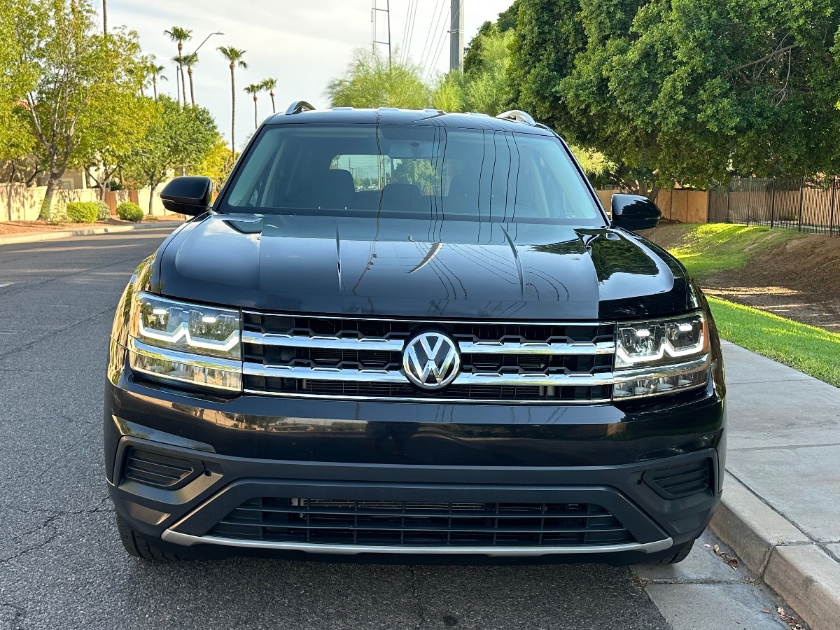 2018 Volkswagen Atlas S photo 3