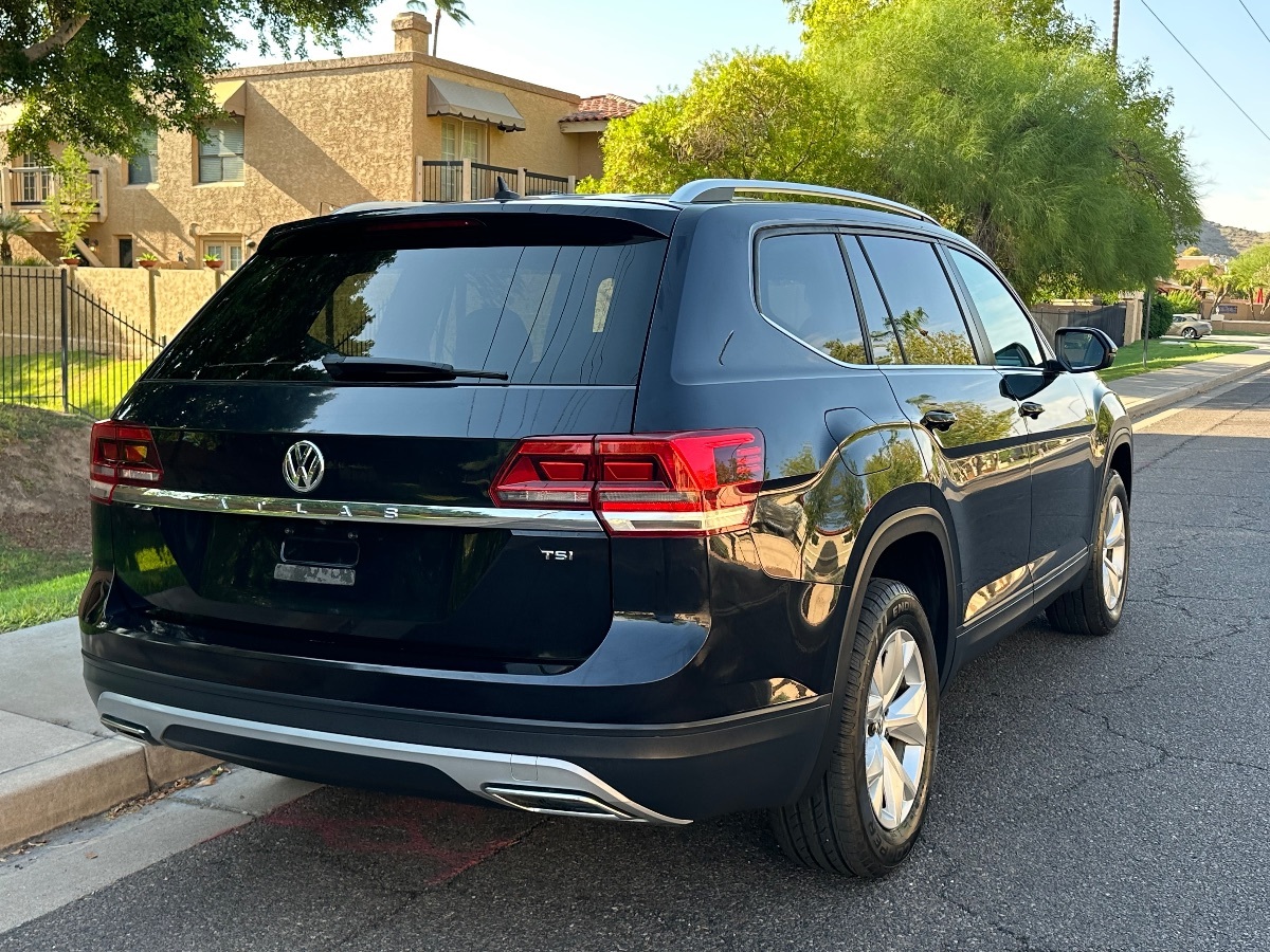 2018 Volkswagen Atlas S photo 8