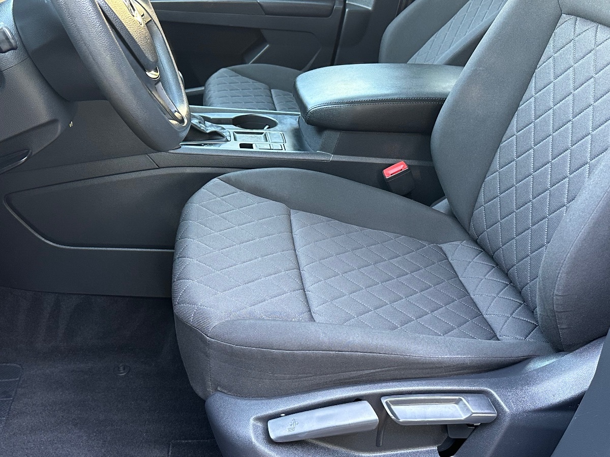 2018 Volkswagen Atlas S photo 13