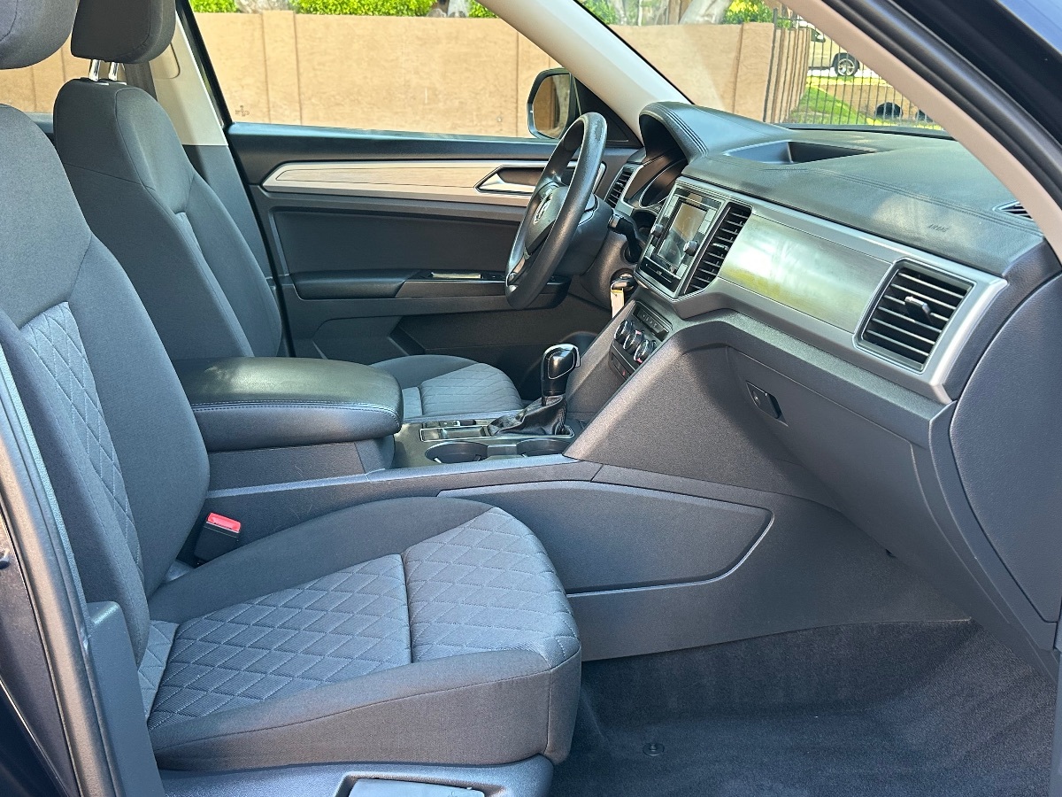 2018 Volkswagen Atlas S photo 33