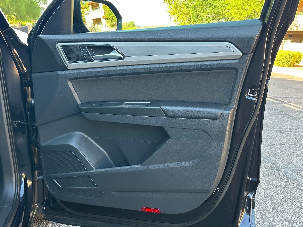 2018 Volkswagen Atlas S photo 39