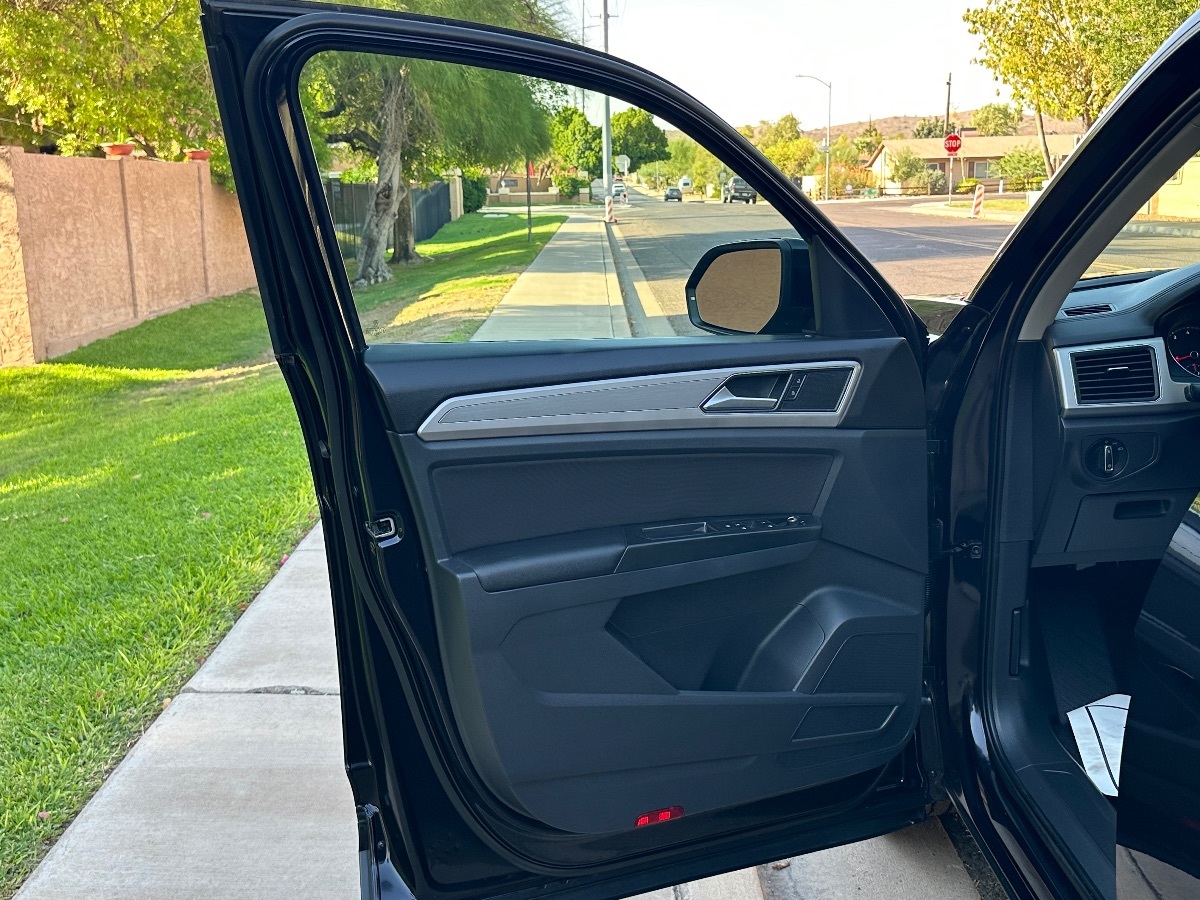 2018 Volkswagen Atlas S photo 42
