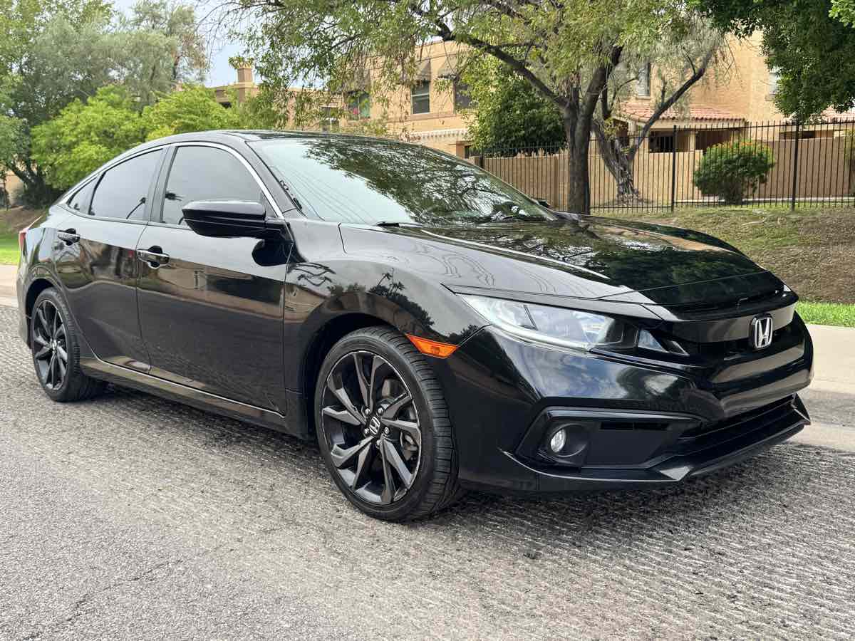 2020 Honda Civic Sport photo 3