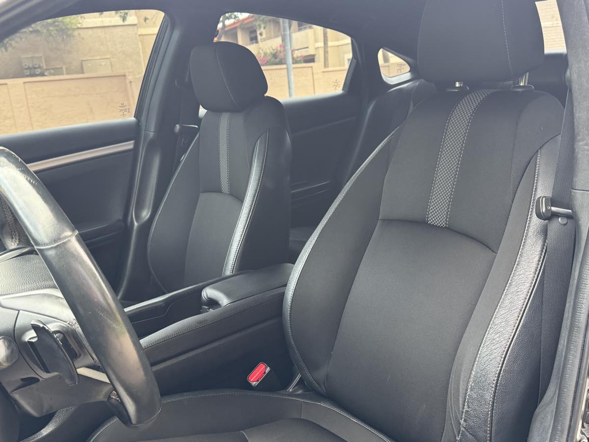 2020 Honda Civic Sport photo 14