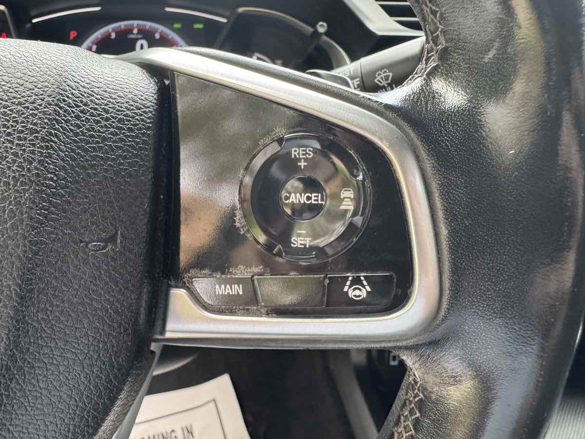2020 Honda Civic Sport photo 17