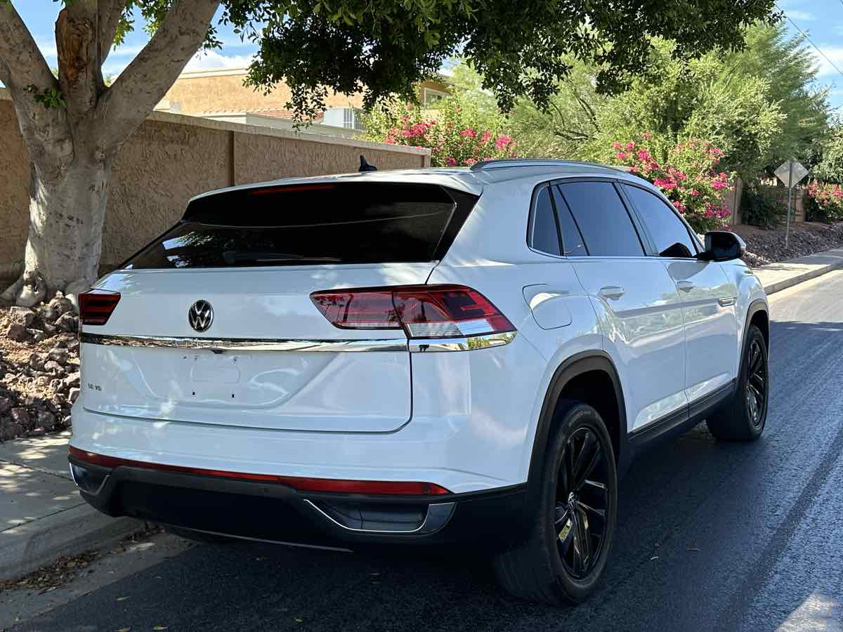 2021 Volkswagen Atlas Cross Sport V6 SE Technology photo 8
