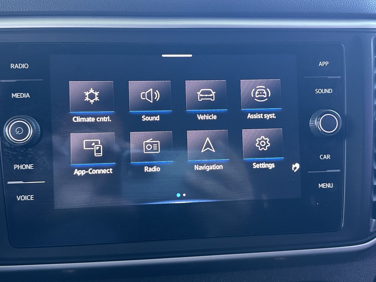 2021 Volkswagen Atlas Cross Sport V6 SE Technology photo 13