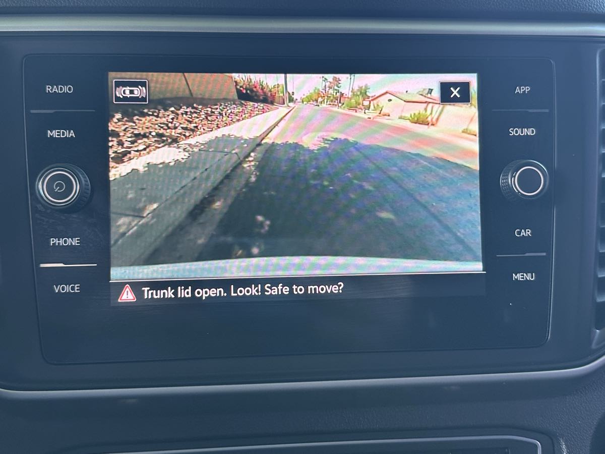 2021 Volkswagen Atlas Cross Sport V6 SE Technology photo 14