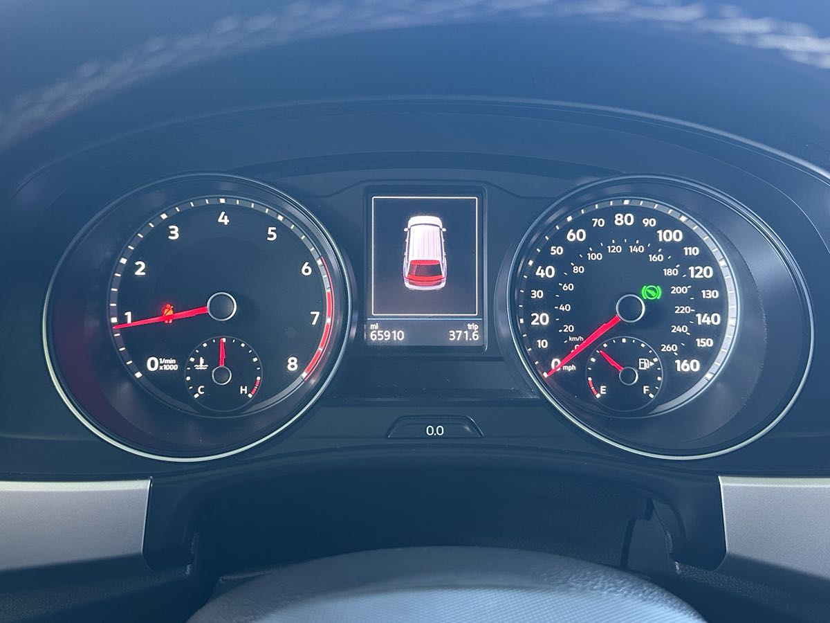 2021 Volkswagen Atlas Cross Sport V6 SE Technology photo 17