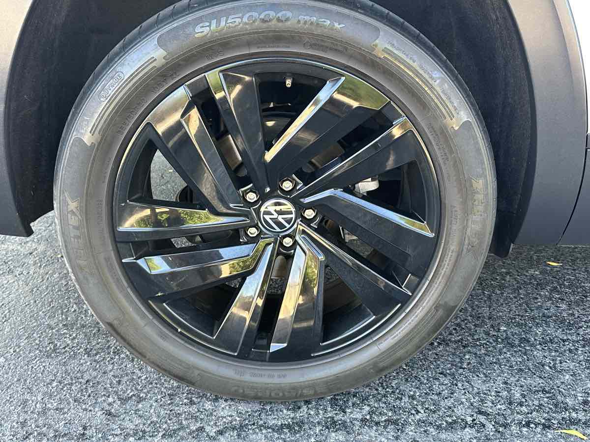 2021 Volkswagen Atlas Cross Sport V6 SE Technology photo 52