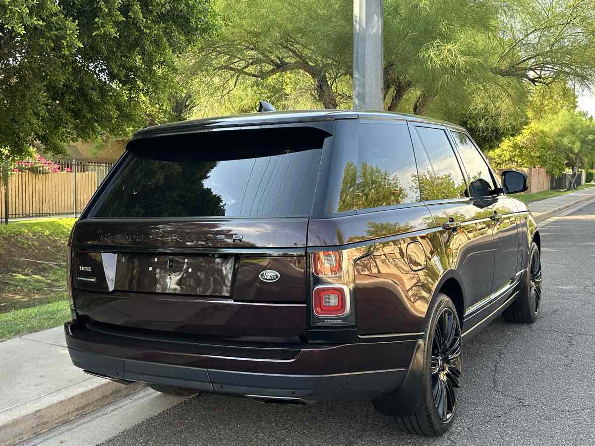 2019 Land Rover Range Rover HSE photo 9