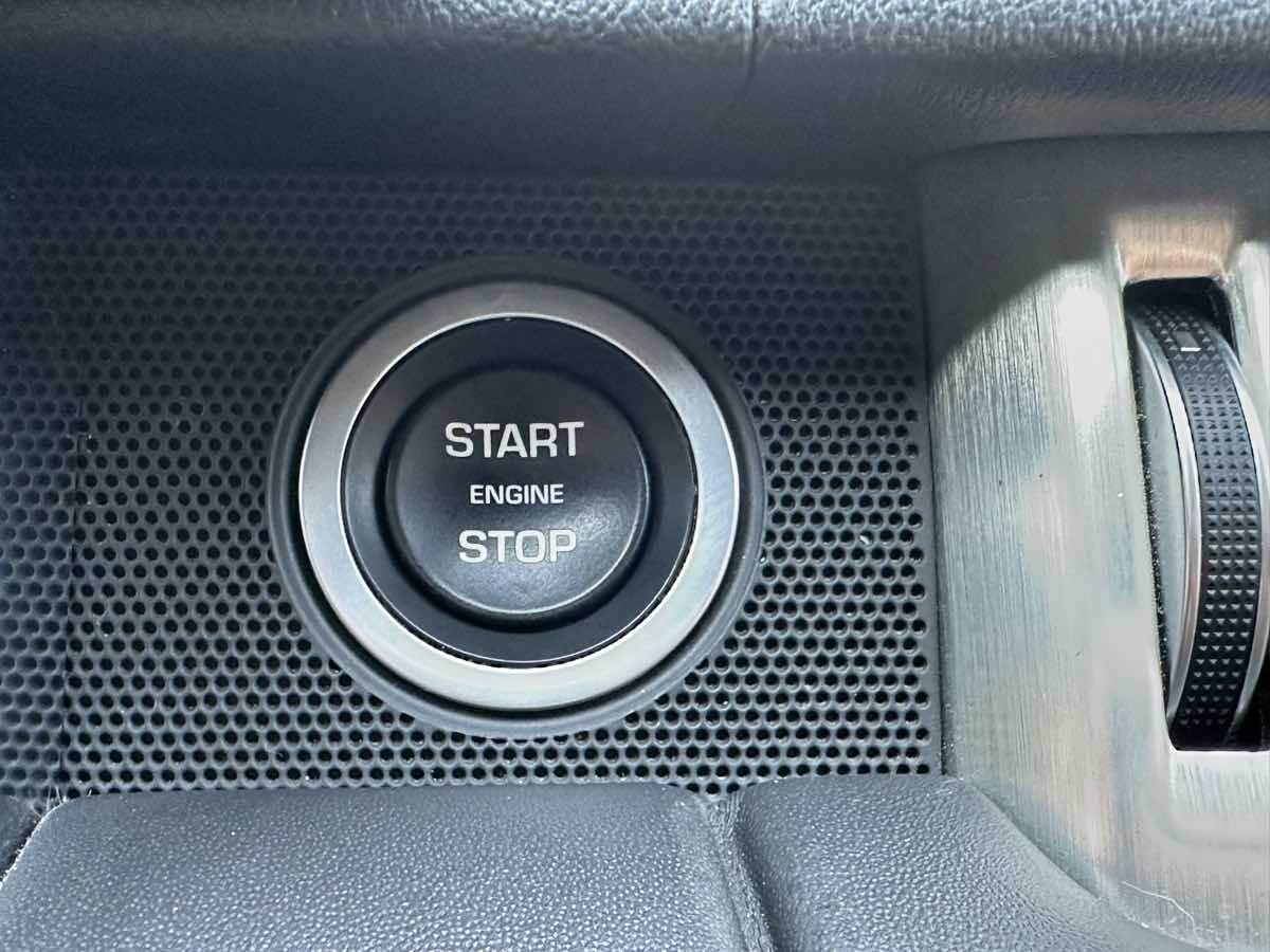 2019 Land Rover Range Rover HSE photo 43