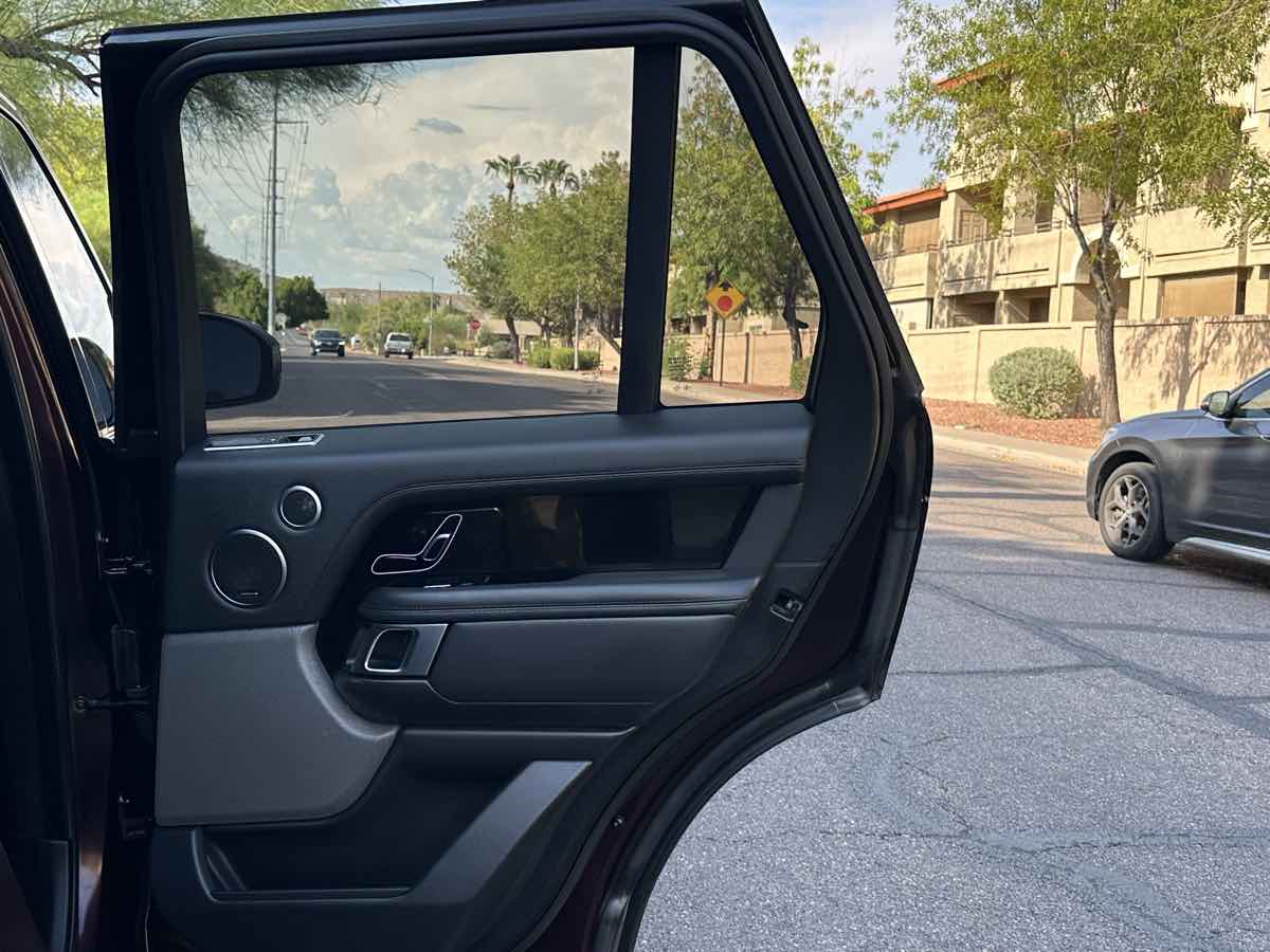 2019 Land Rover Range Rover HSE photo 47