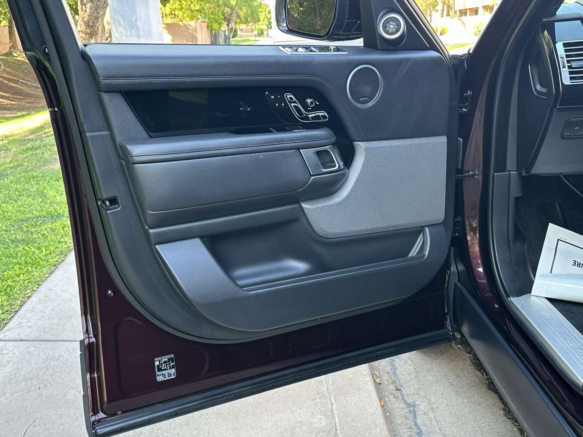 2019 Land Rover Range Rover HSE photo 51