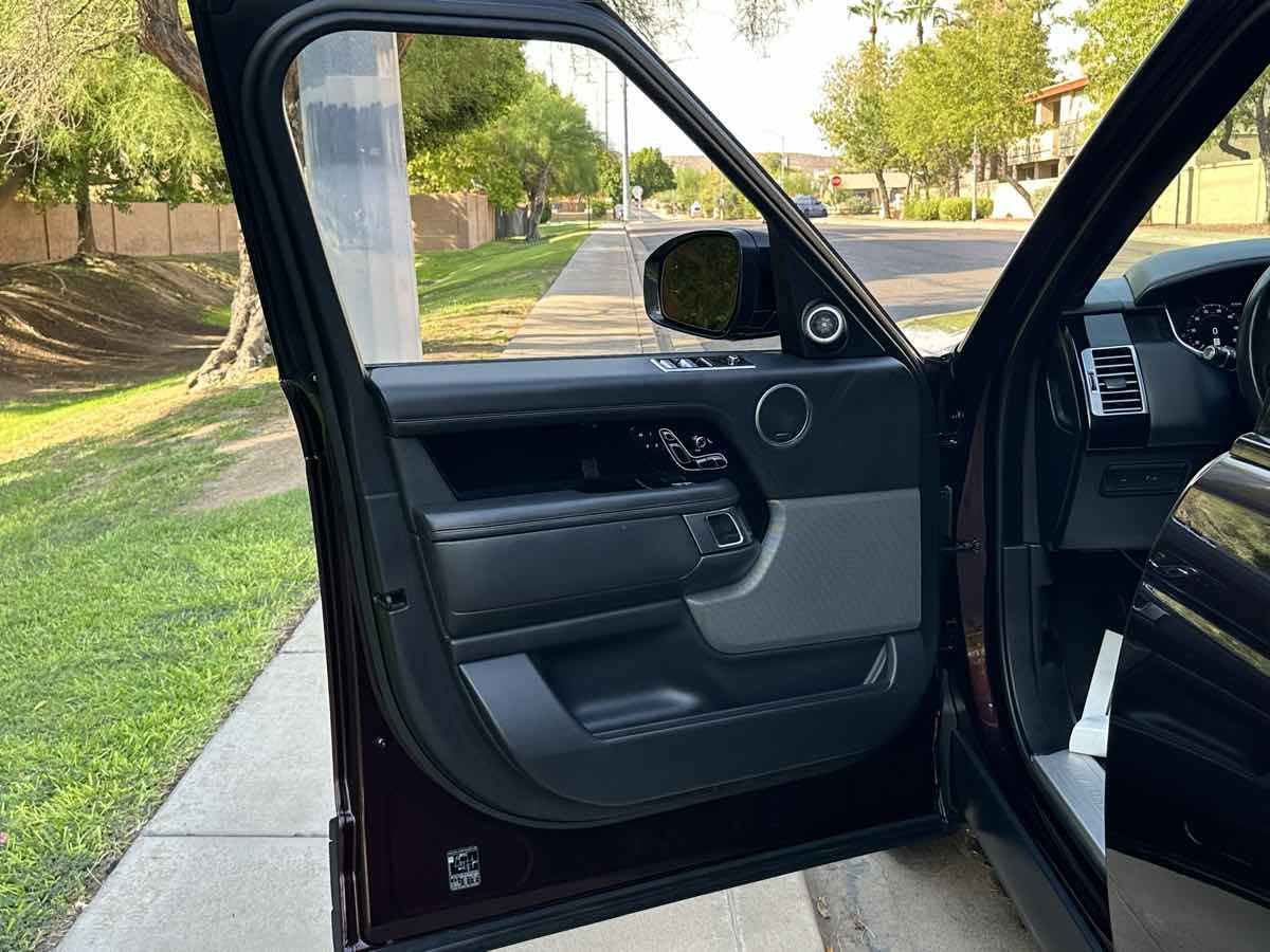 2019 Land Rover Range Rover HSE photo 52