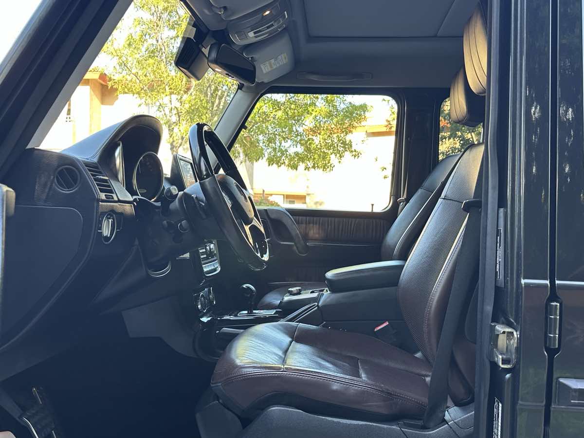 2015 Mercedes Benz G 550 photo 18