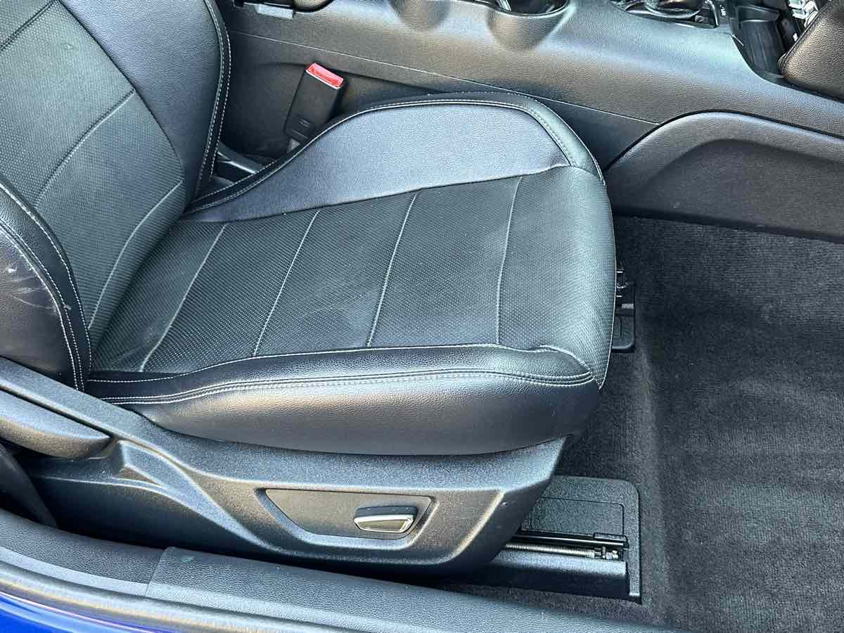 2016 Ford Mustang EcoBoost Premium photo 19