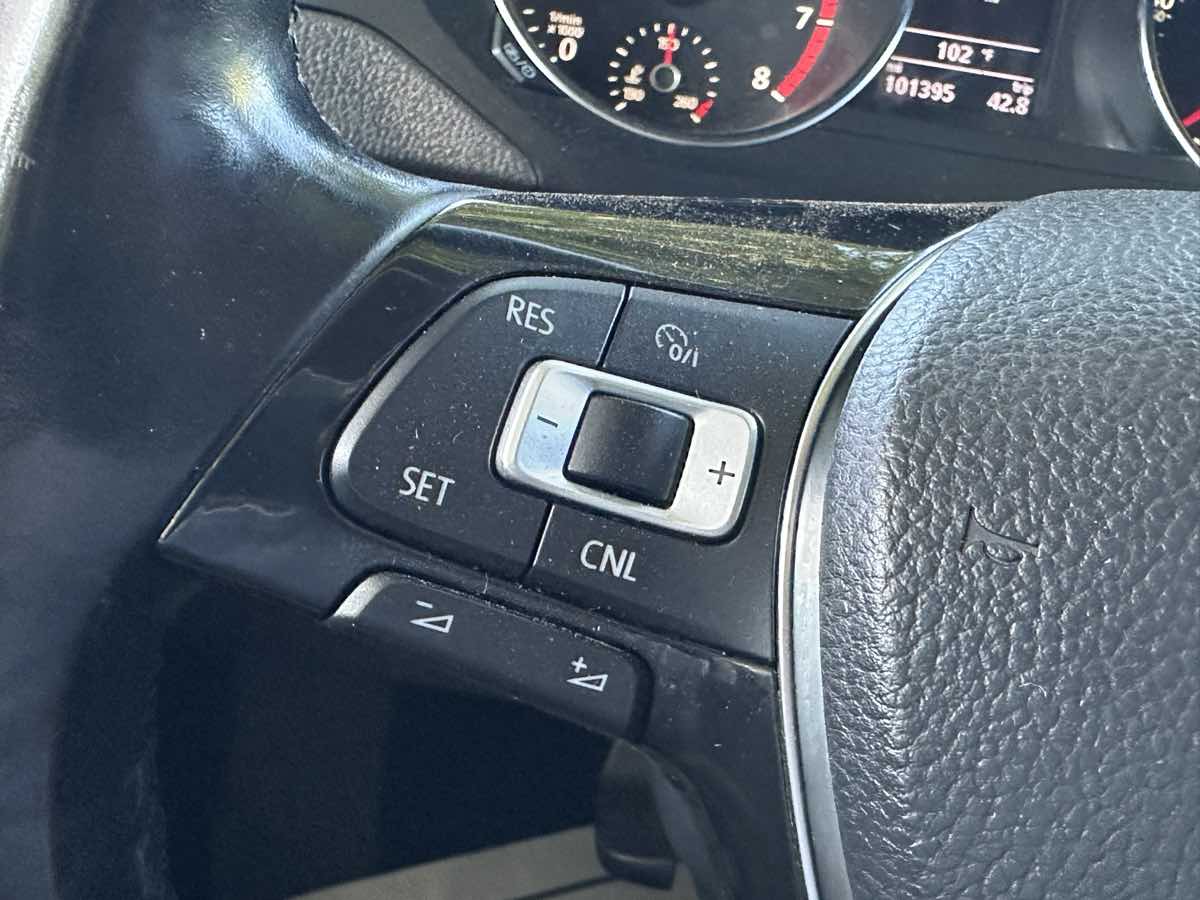 2017 Volkswagen Jetta 1.4T SE photo 18