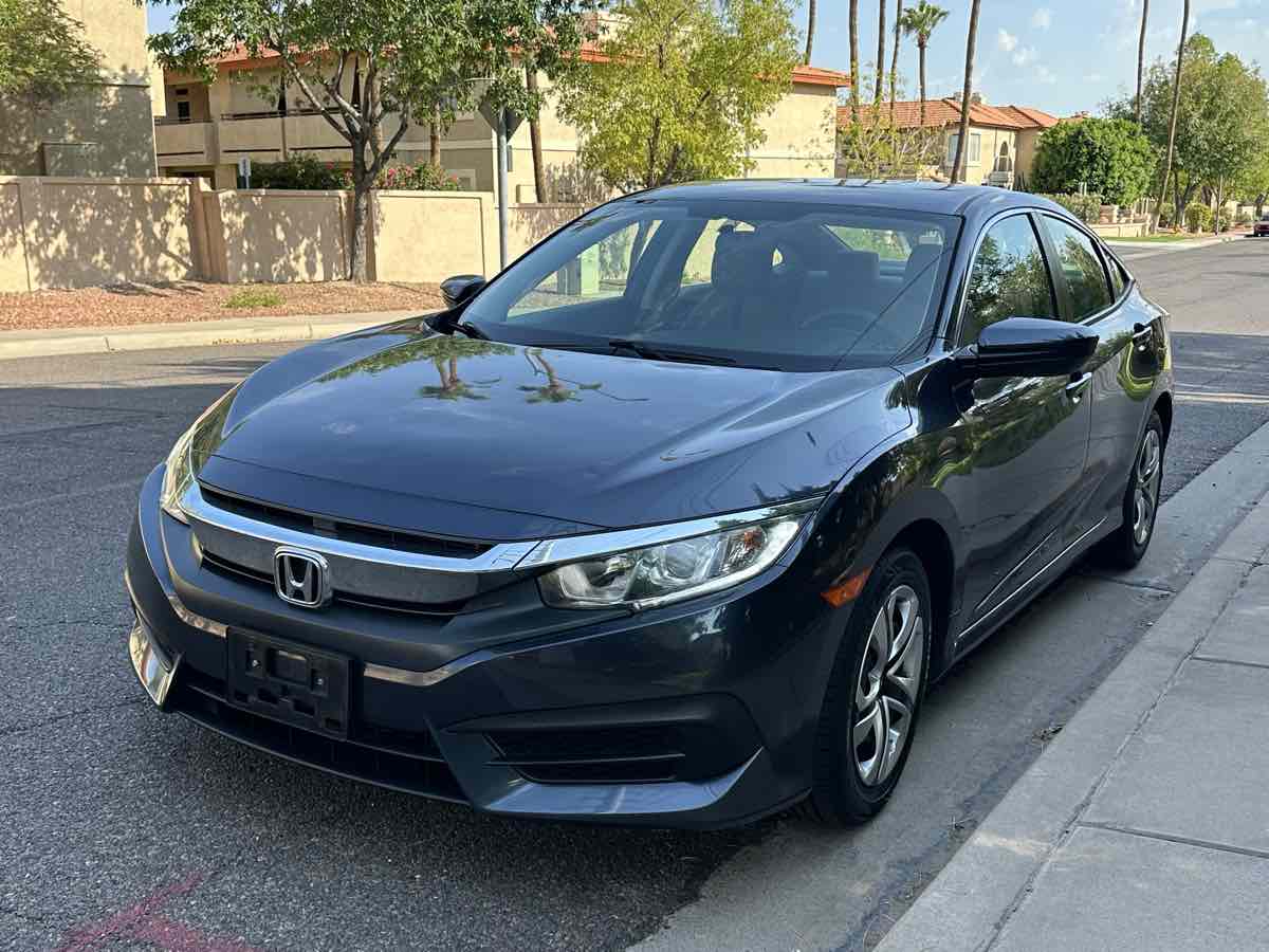 2018 Honda Civic LX photo 5