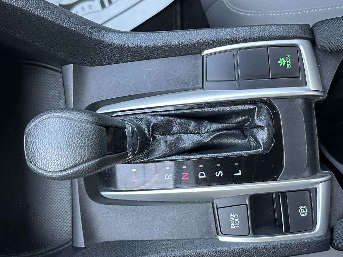 2018 Honda Civic LX photo 29