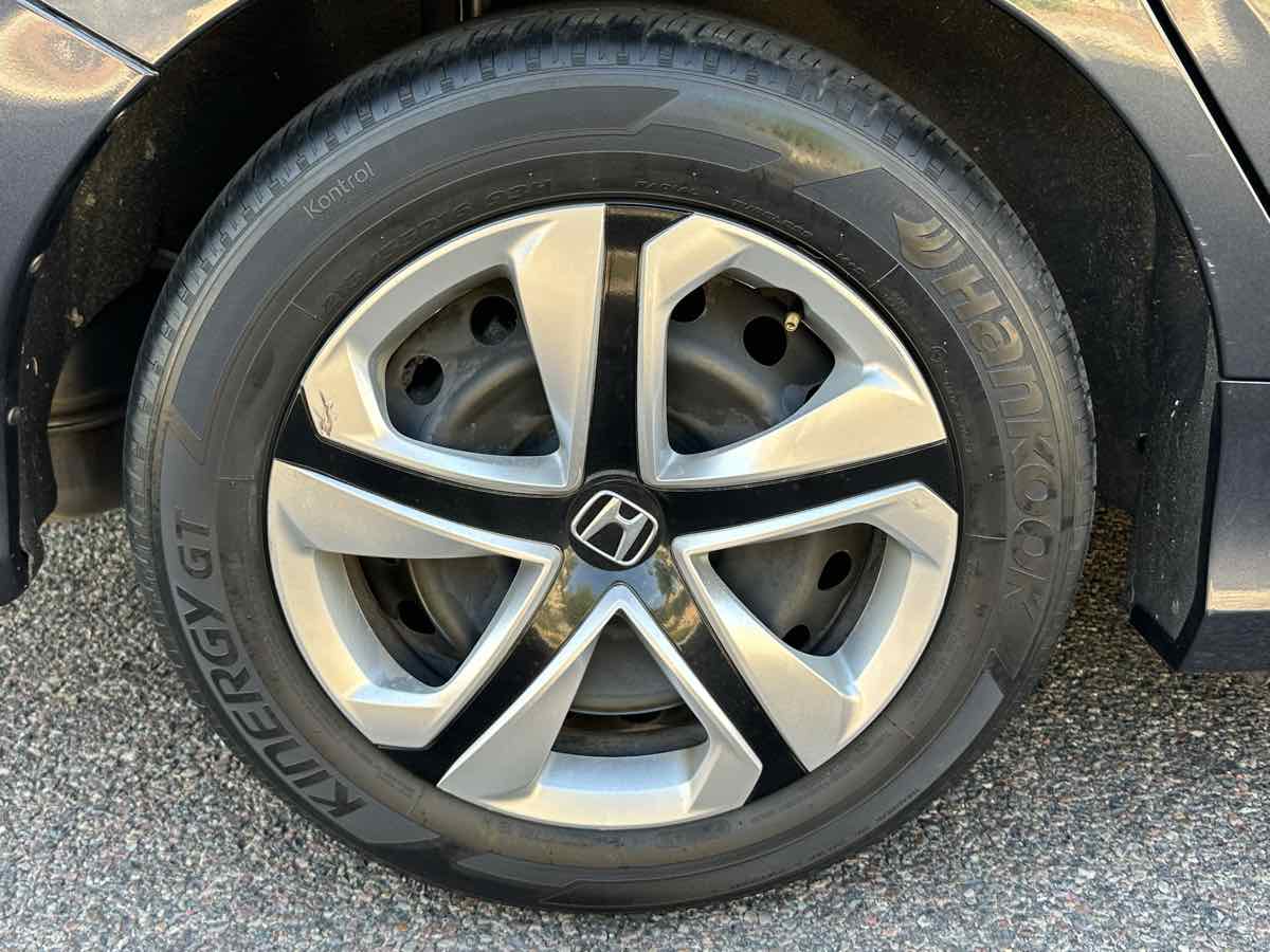2018 Honda Civic LX photo 47