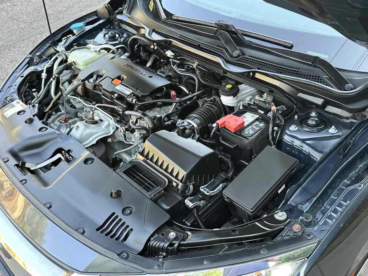 2018 Honda Civic LX photo 2