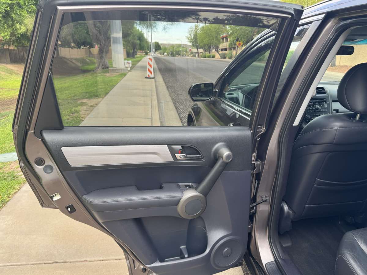 2011 Honda CR-V EX-L photo 21