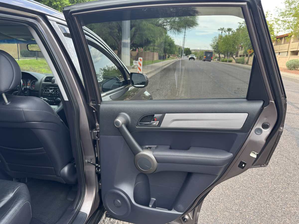 2011 Honda CR-V EX-L photo 24