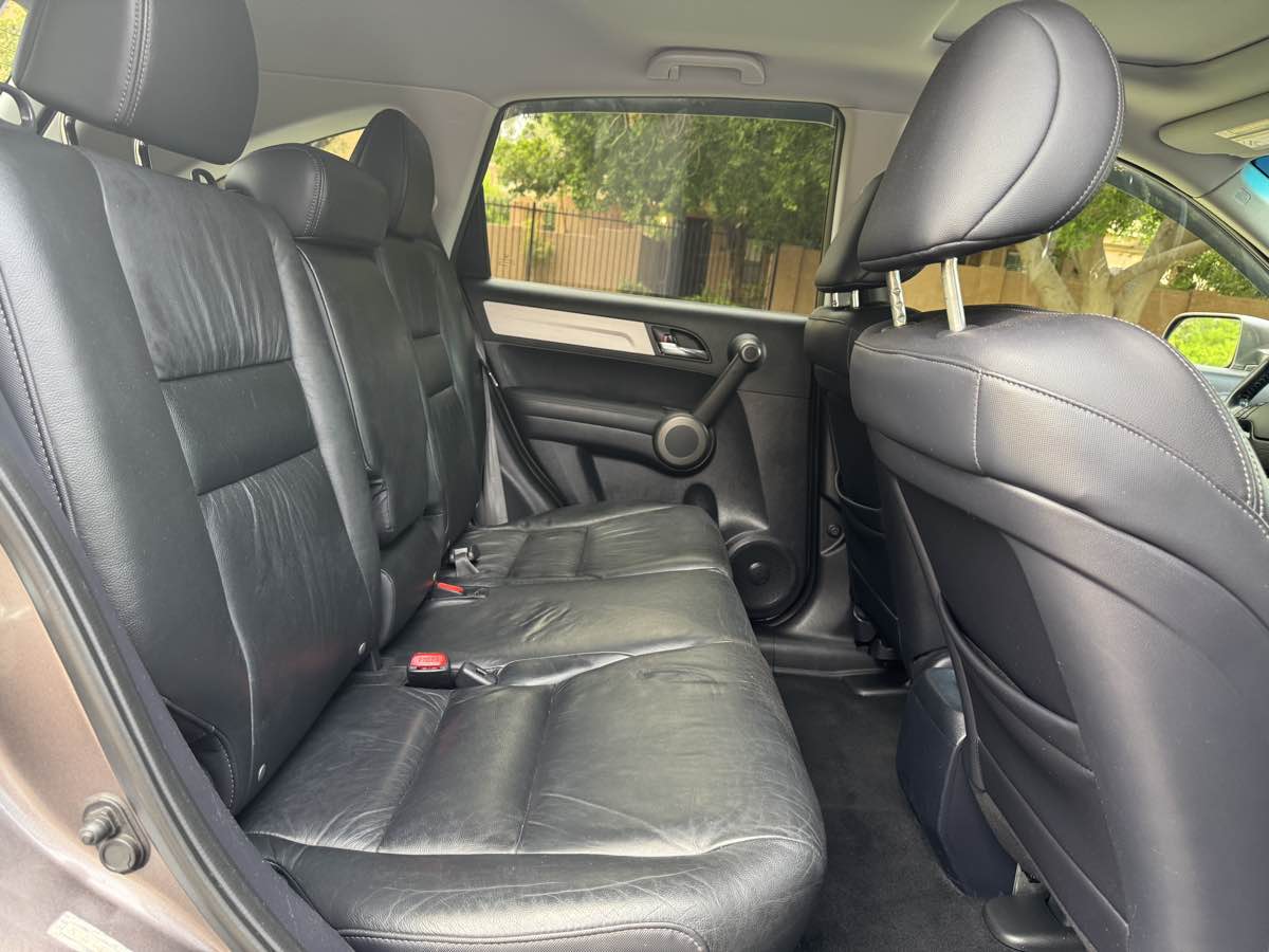 2011 Honda CR-V EX-L photo 29