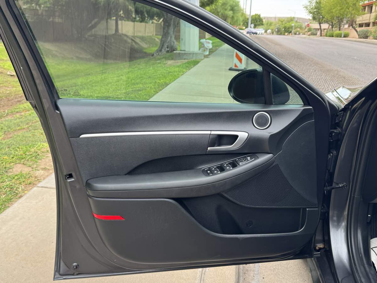 2021 Hyundai Sonata SE photo 12