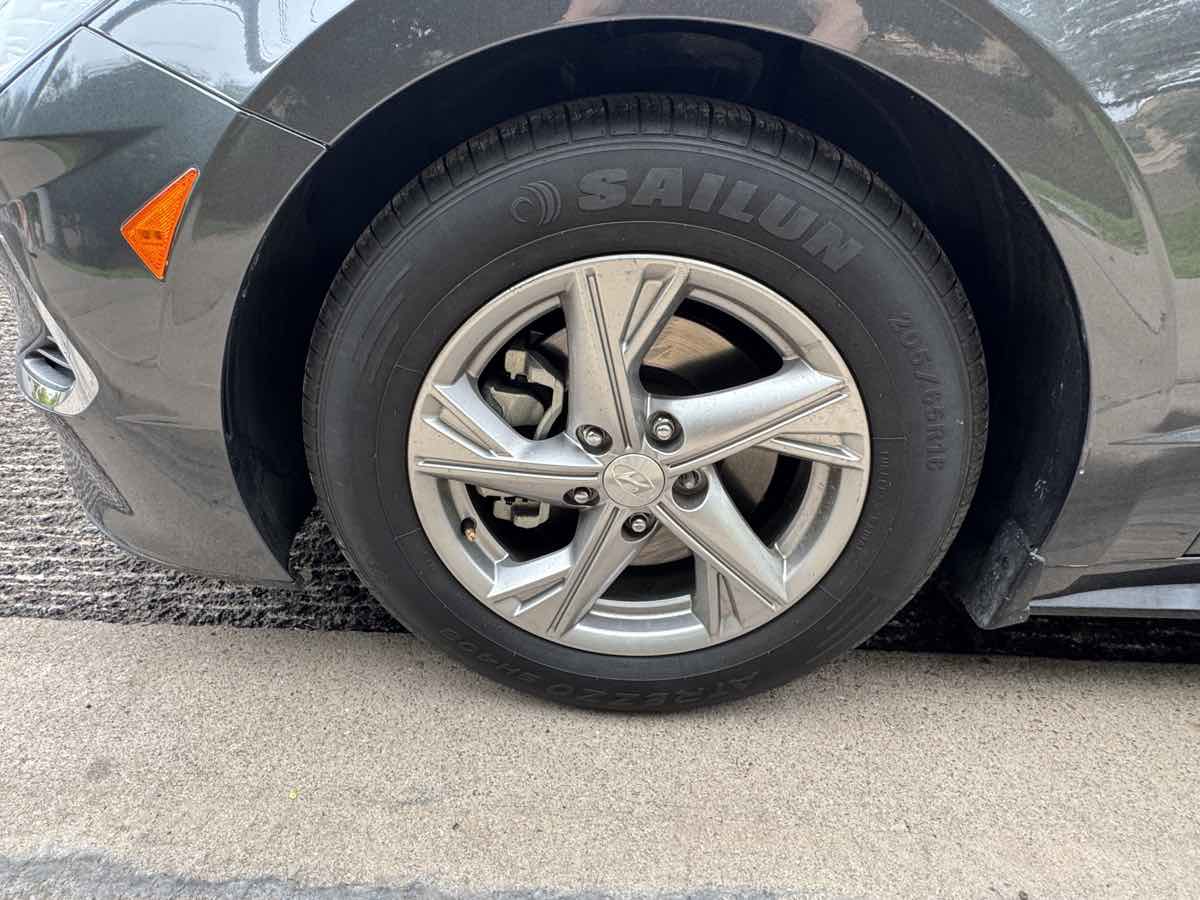 2021 Hyundai Sonata SE photo 38