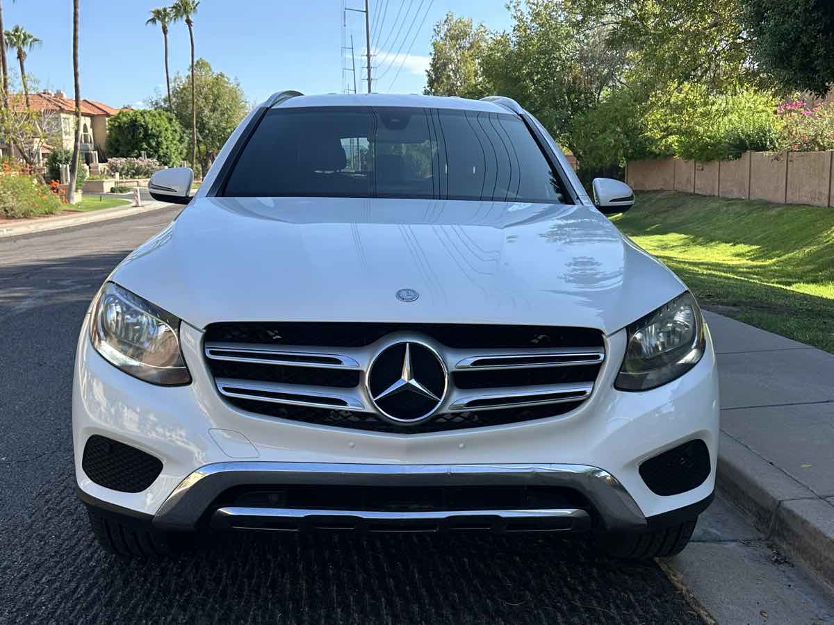 2017 Mercedes-Benz GLC GLC300 - Photo 3