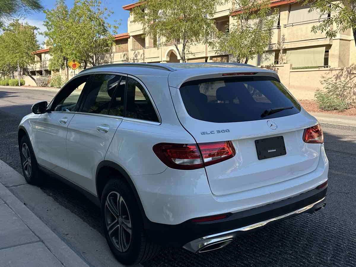 2017 Mercedes-Benz GLC GLC300 - Photo 6