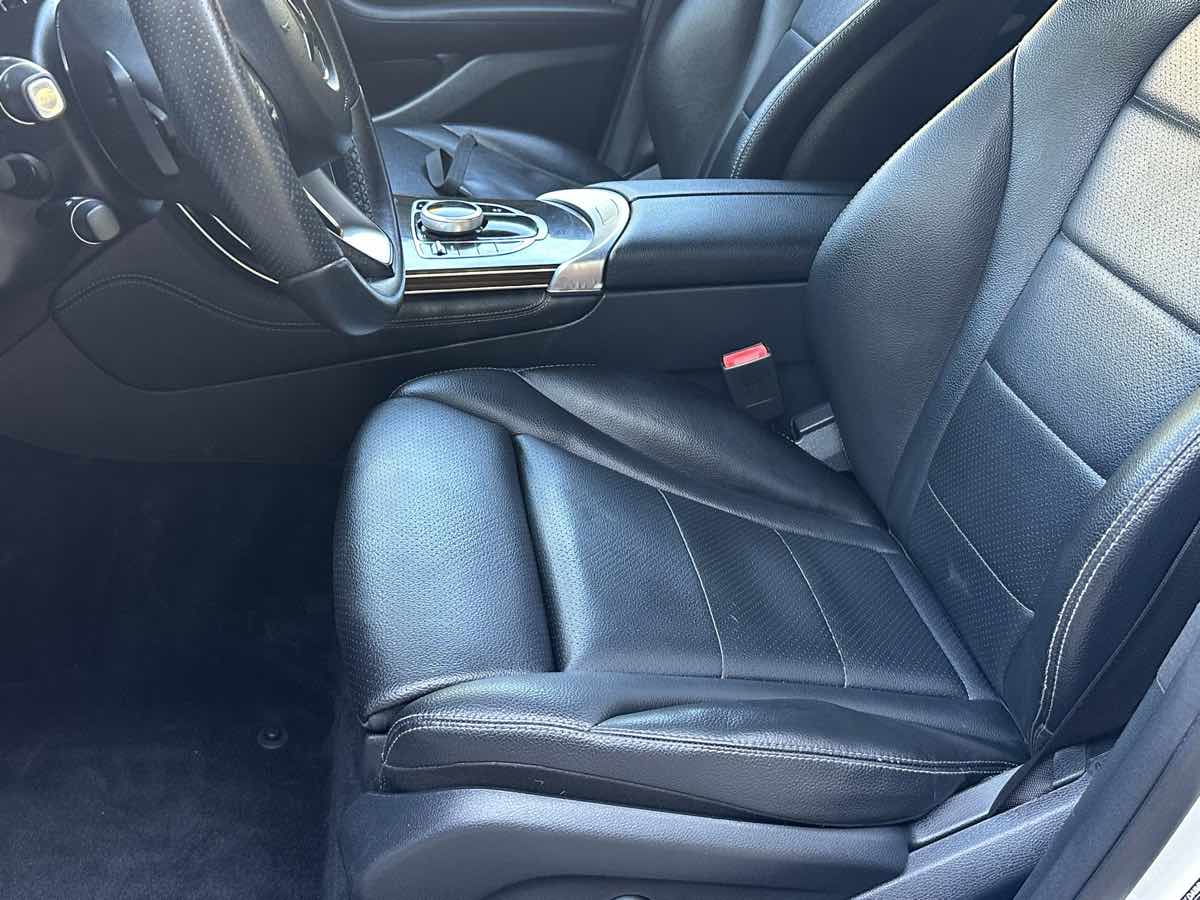 2017 Mercedes-Benz GLC GLC300 - Photo 11