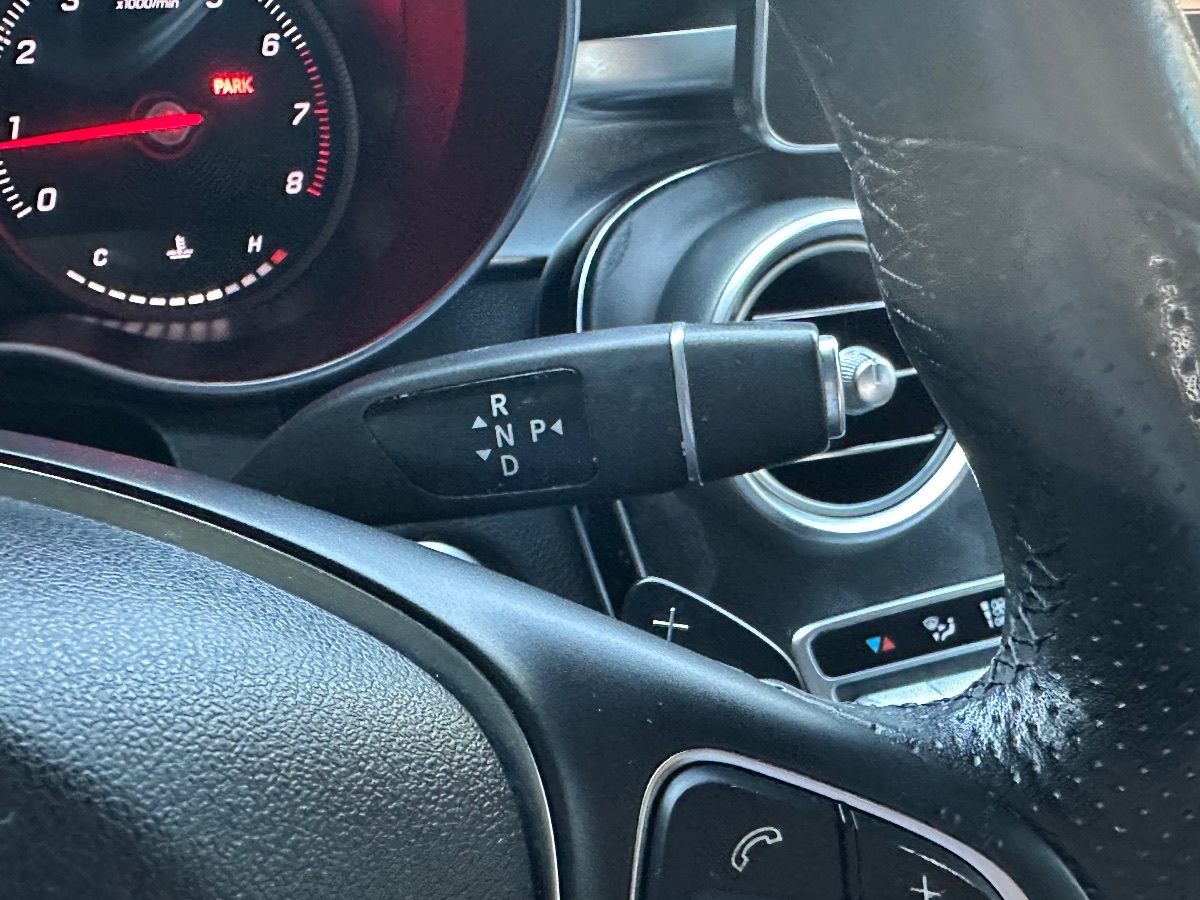 2018 Mercedes Benz GLC 300 4MATIC photo 24