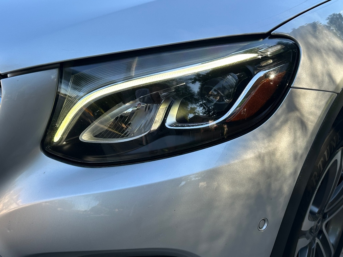 2018 Mercedes Benz GLC 300 4MATIC photo 45